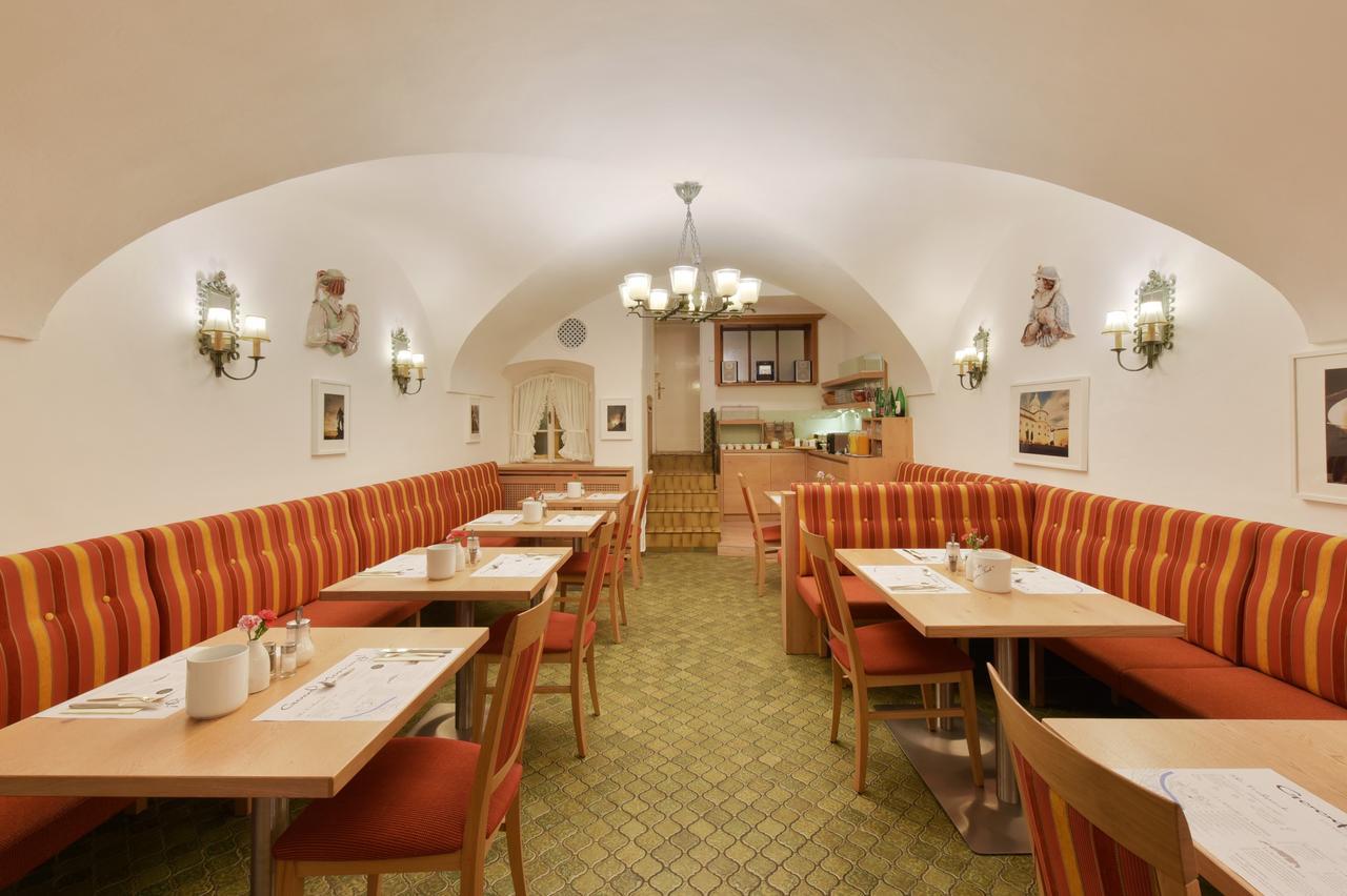 Hotel Krone 1512 Salzburg Bagian luar foto
