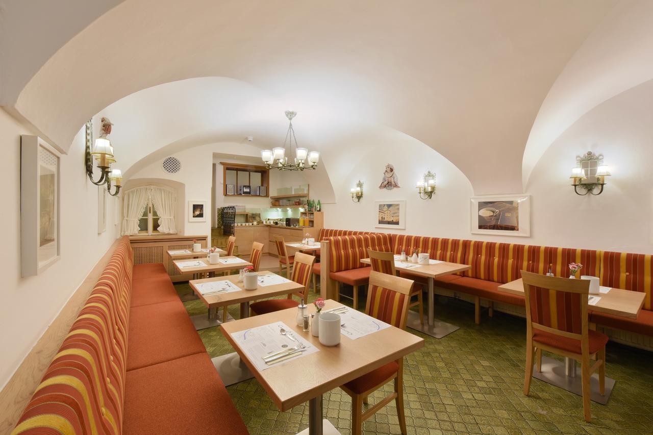 Hotel Krone 1512 Salzburg Bagian luar foto