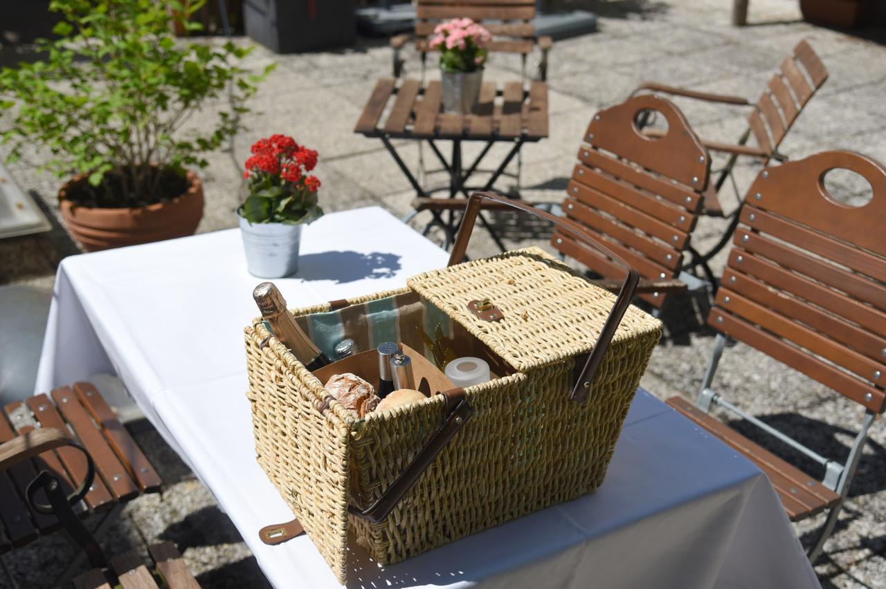 Hotel Krone 1512 Salzburg Bagian luar foto